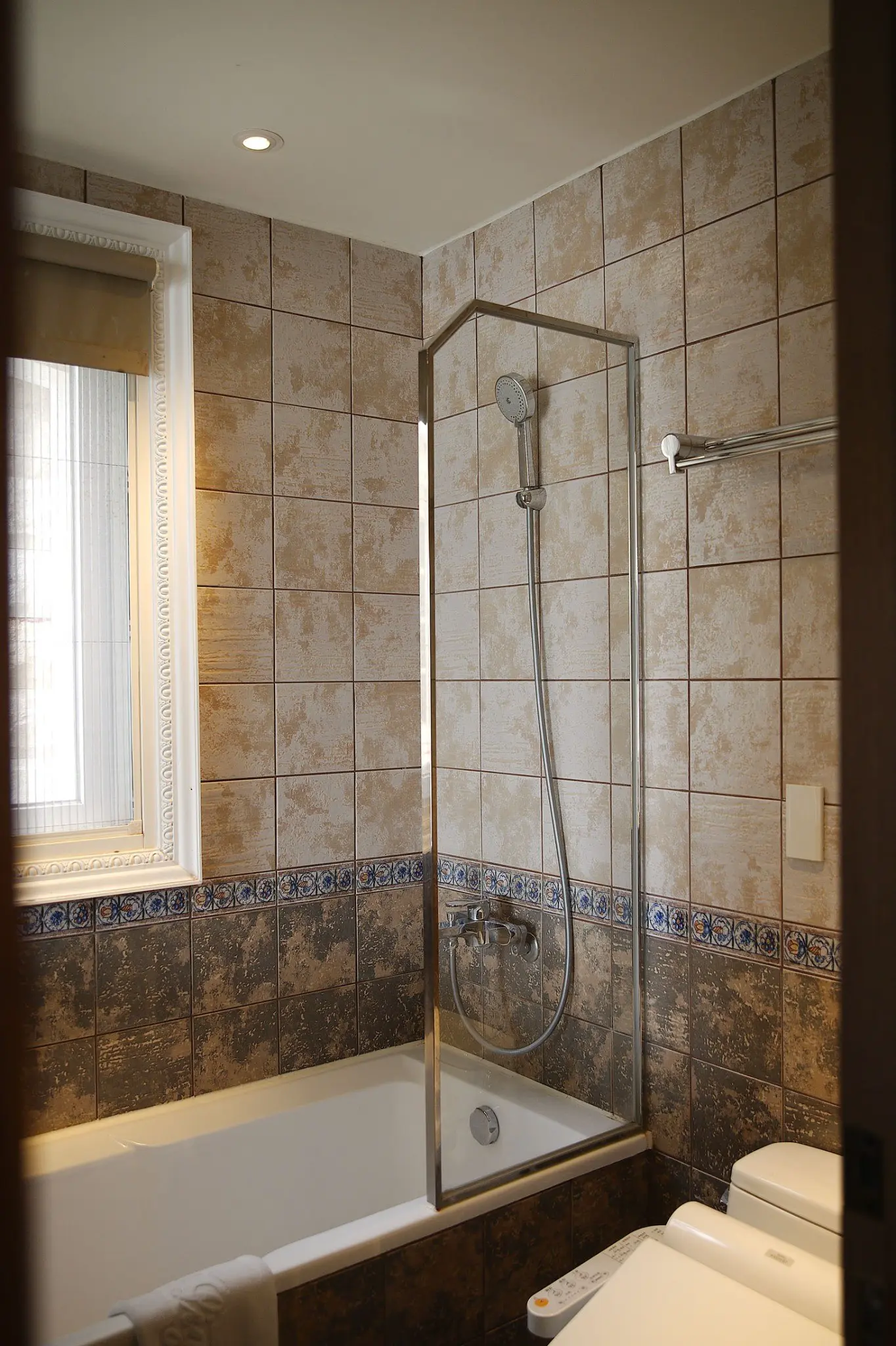 微光館(3間雙人房,1間四人房)